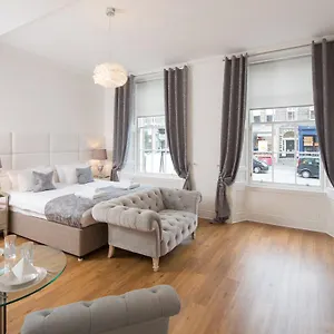*** Aparthotel Castle United Kingdom