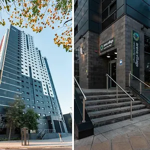*** Capsule hotel Arena Village United Kingdom