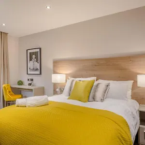 **** Aparthotel Dwell Living United Kingdom